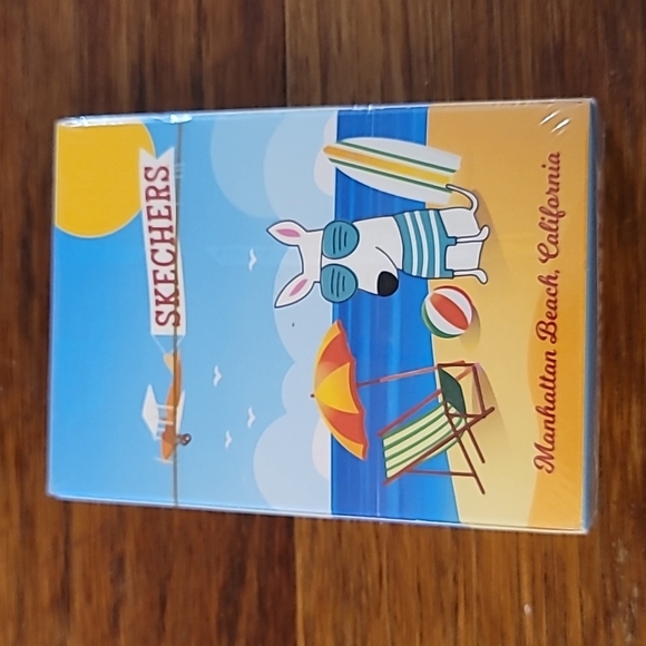 Skechers Playing Cards - Picture 2 of 6